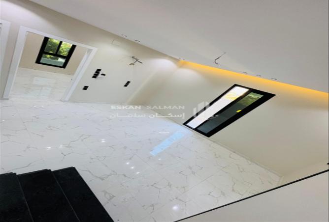 254179 - Property Image 2