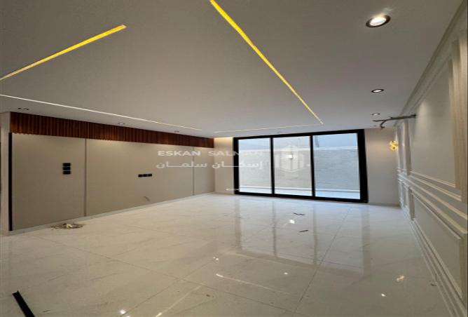 254242 - Property Image 2