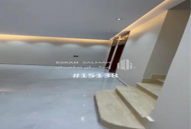 254257 - Property Image 2