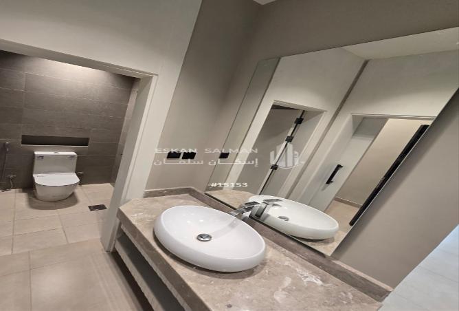 254423 - Property Image 3