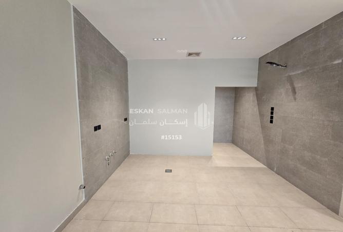 254423 - Property Image 2