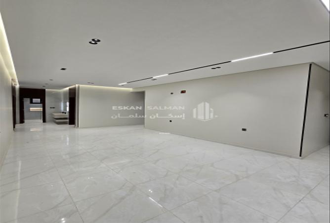 254412 - Property Image 3