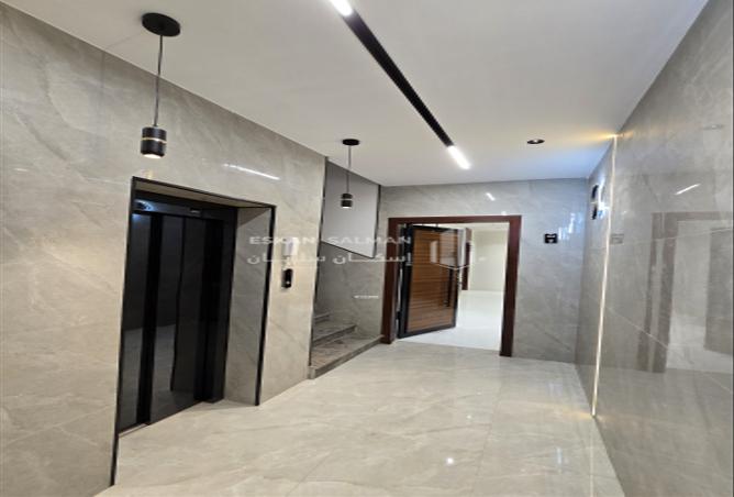 254412 - Property Image 2