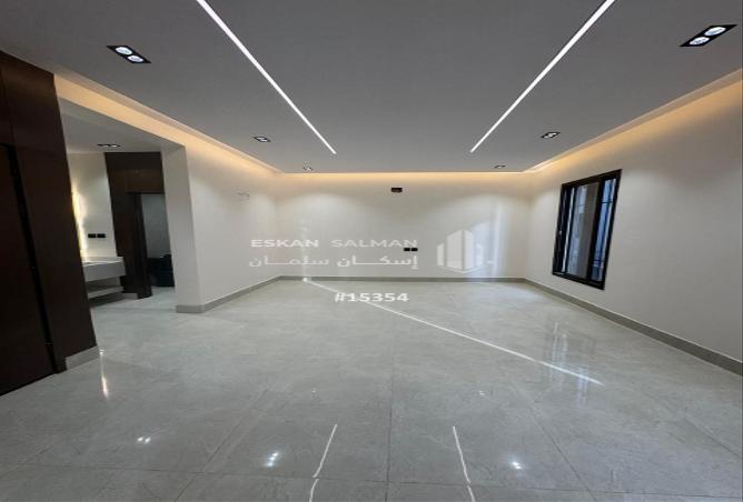 254485 - Property Image 3