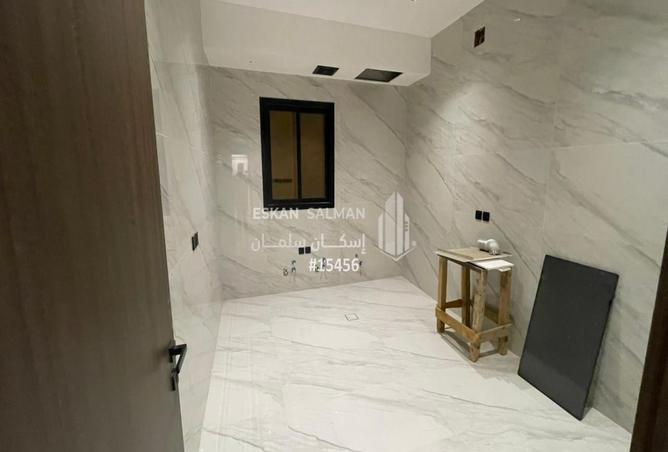 254703 - Property Image 2