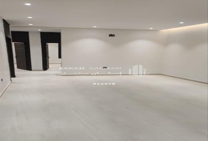 254697 - Property Image 3