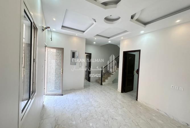 254684 - Property Image 3