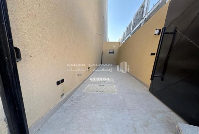 254751 - Property Image 2