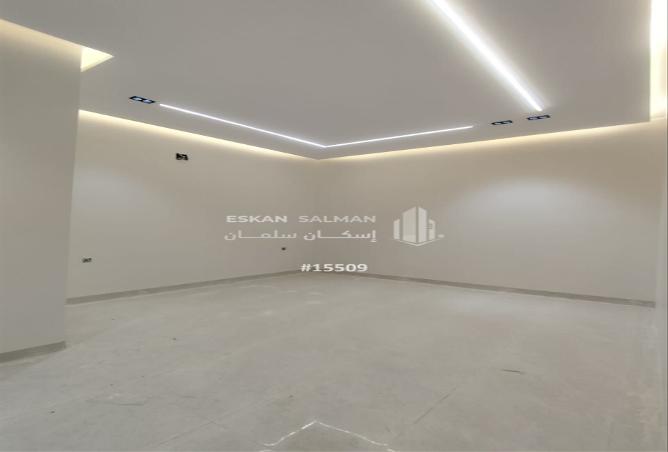 254772 - Property Image 3