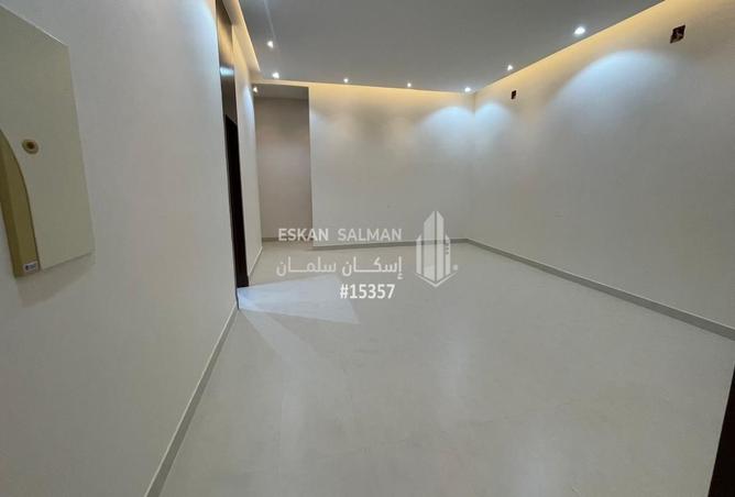 254774 - Property Image 2