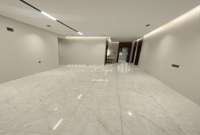 254835 - Property Image 3