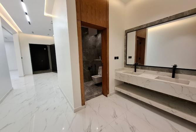 51183940 - Property Image 3