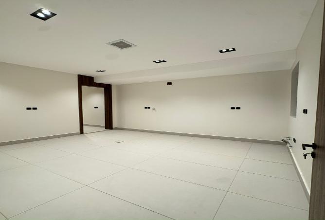 51183907 - Property Main Image