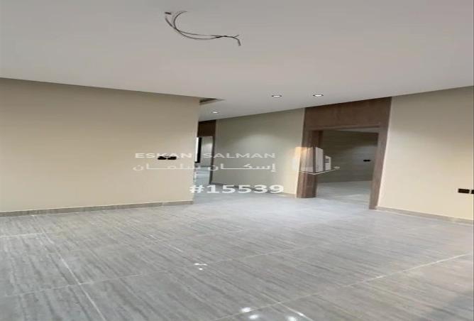 255067 - Property Image 2