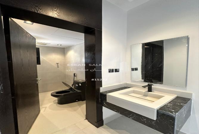 255126 - Property Image 3