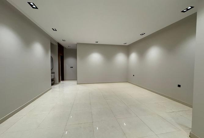 51183869 - Property Image 3