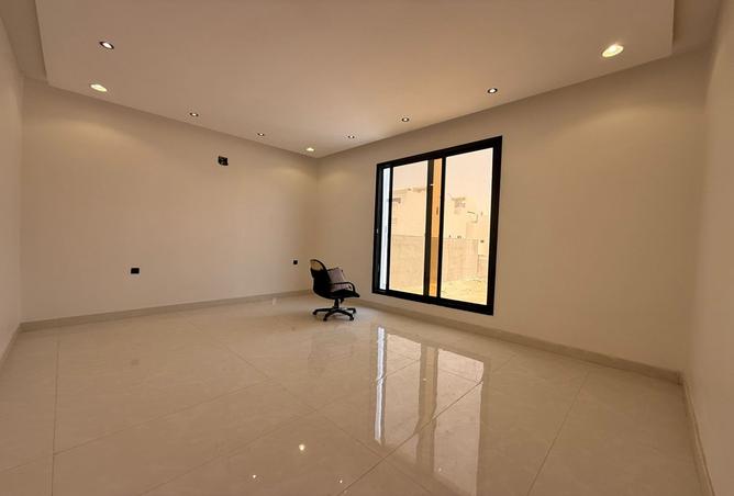 51183868 - Property Image 3