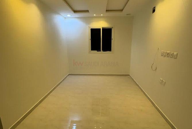 258008 - Property Image 3