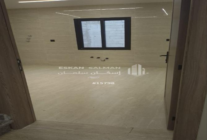 255593 - Property Image 3