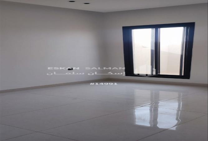 255647 - Property Image 2