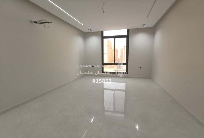 255669 - Property Image 3