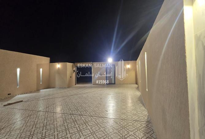 255760 - Property Image 2