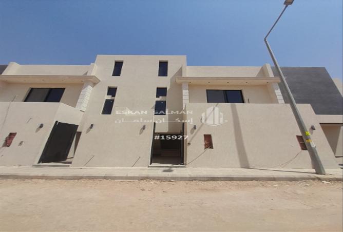 255809 - Property Image 2