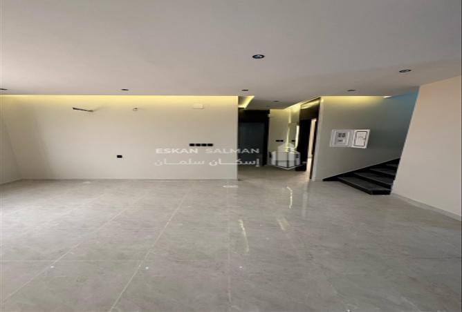 249824 - Property Image 3