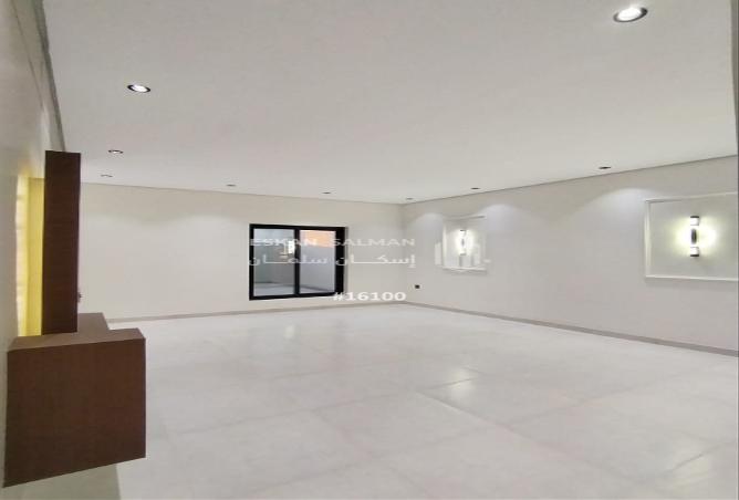 255922 - Property Image 3