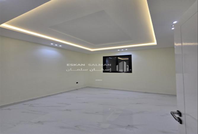 249823 - Property Image 3