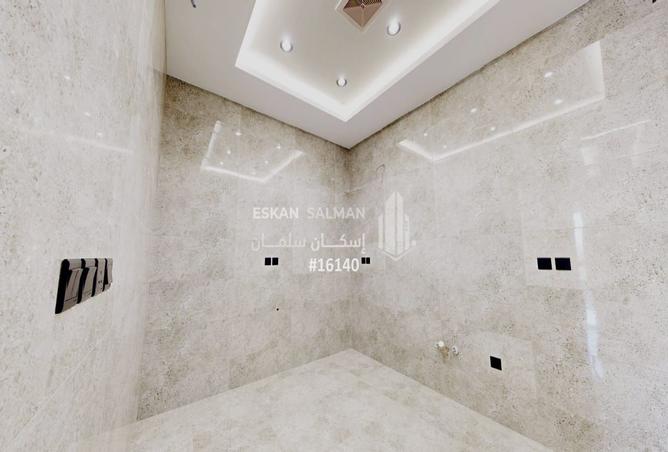 256026 - Property Image 2