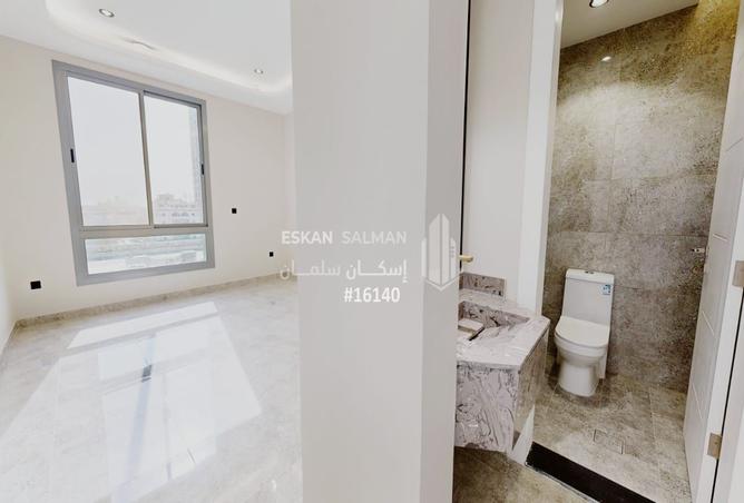 256026 - Property Image 3