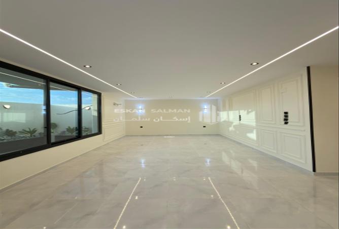 256043 - Property Image 3