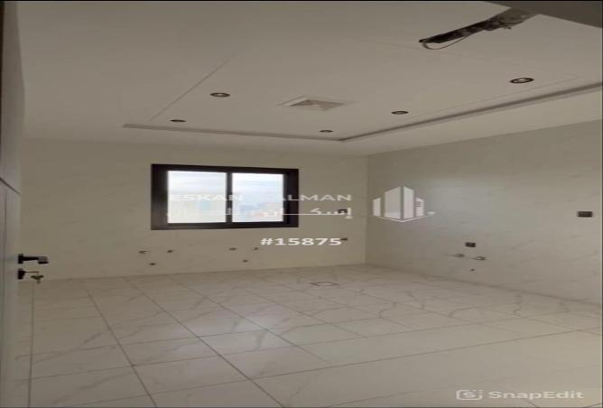 256051 - Property Image 3