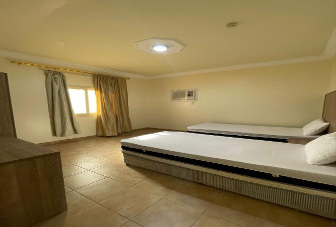 256082 - Property Image 2