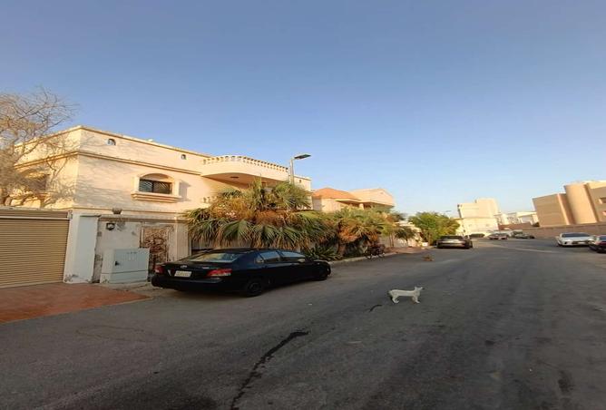 256104 - Property Image 2