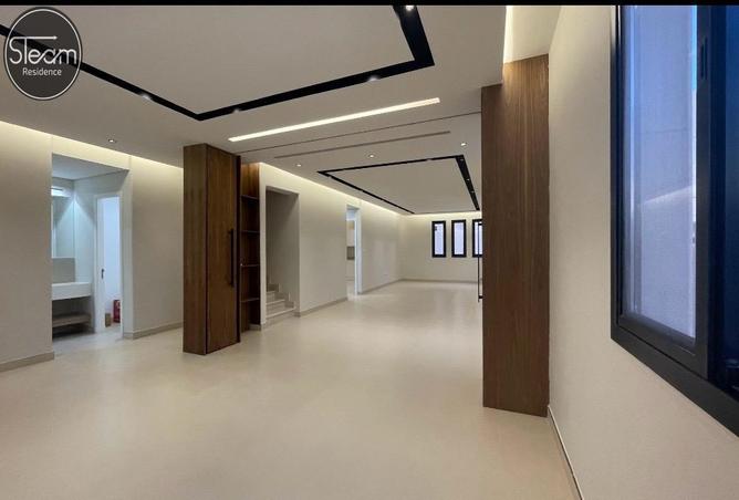 256326 - Property Image 2