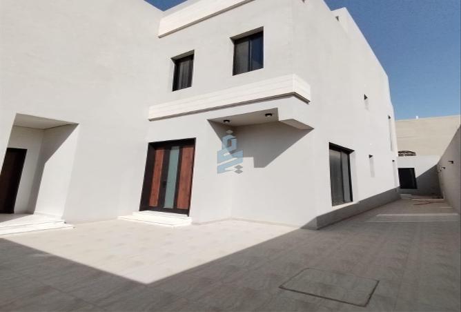 256604 - Property Image 2