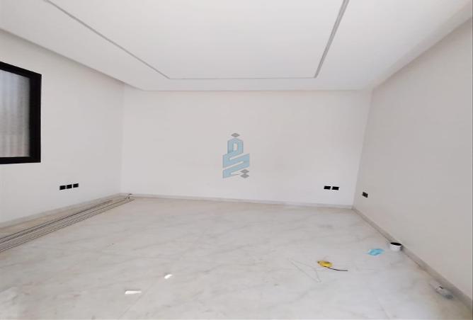 256604 - Property Image 3