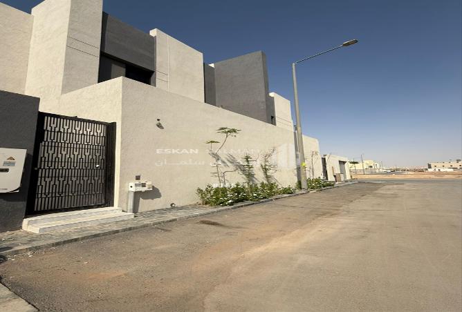 256460 - Property Image 2