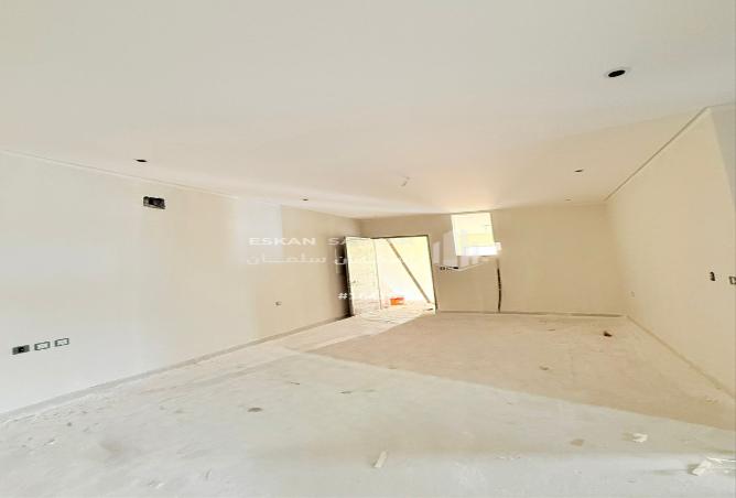 256362 - Property Image 2