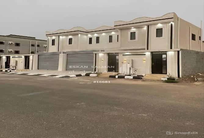 256652 - Property Image 2