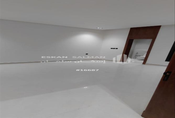 256660 - Property Image 3