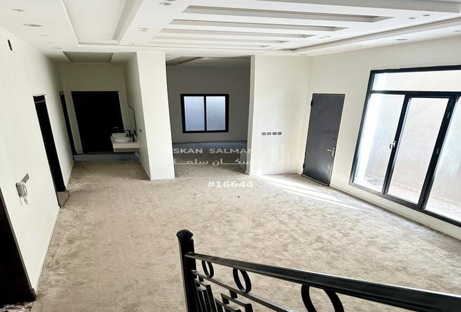 256661 - Property Image 3