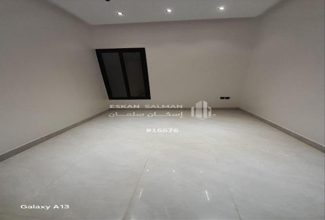 256716 - Property Main Image