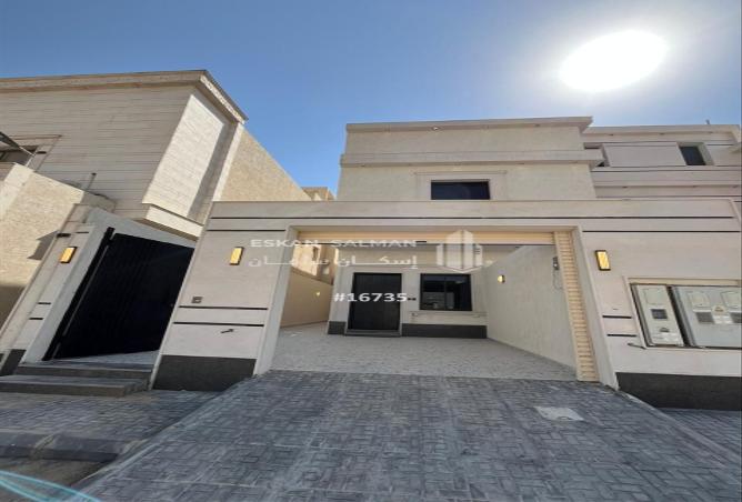 256772 - Property Image 2