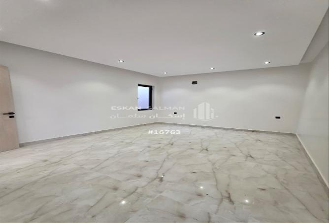 256845 - Property Image 3