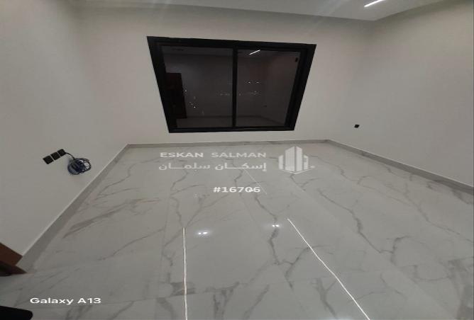 257030 - Property Image 3