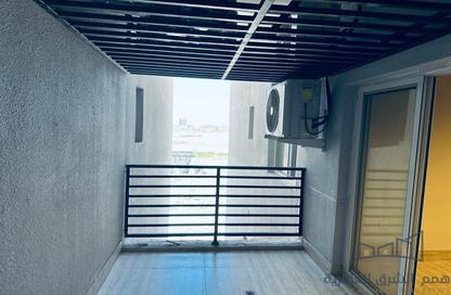 Apartment - 4 Bedrooms - 2 Bathrooms for sale in Al Hamra - Al Khubar - Eastern