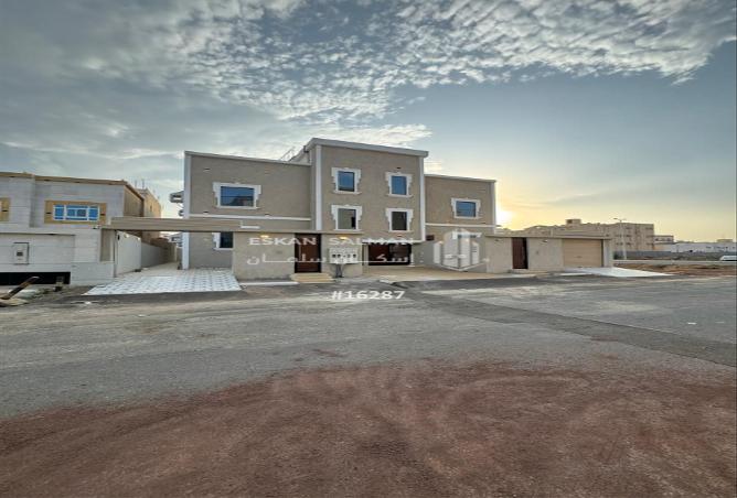 257133 - Property Image 2